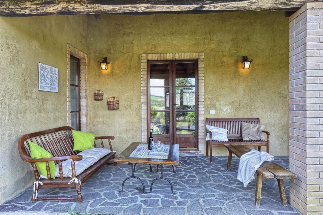Appartamento Uva - Agriturismo Le Selvole Pomarance Buitenkant foto